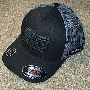 Columbia PFG Fish Flag Black Ballcap Mesh Hat Flexfit Adult  Fishing
